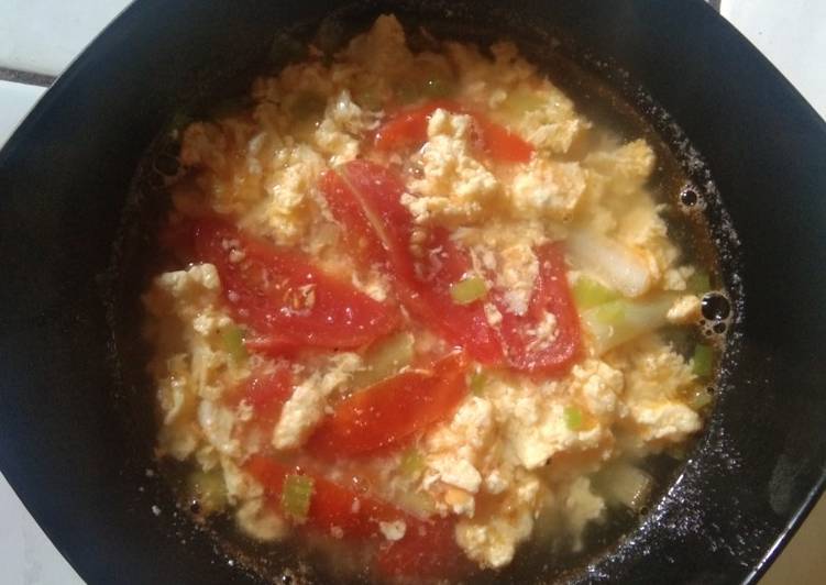 Rahasia Membuat Sup telur tomat yang Enak Banget