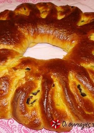 Φωτογραφία της συνταγής Τσουρέκι γεμιστό (ανοιξιάτικο λουλούδι)