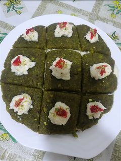 صورة لوصفة مفروكة الفستق الحلبي بالقشطة على اصولها 👌