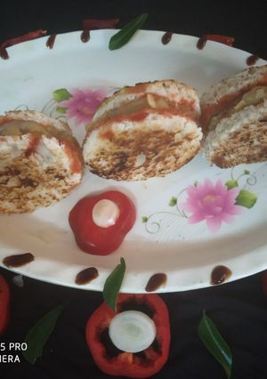 पोटेटो पेन केक सैंडविच (Potato pan cake sandwich recipe in hindi) रेसिपी मुख्य फोटो