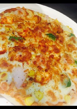 A picture of Tandoori farm fresh pizza.