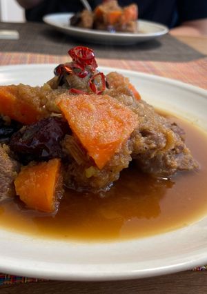 Hình của món Galbijjim | Thịt kho hàn quốc nấu trong nồi cơm điện (Korean braised meat with ricecooker).