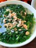 Canh rau tần ô nấu tôm thịt