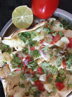 મસાલા પાપડ (Masala Papad Recipe In Gujarati) રેસીપી મુખ્ય ફોટો