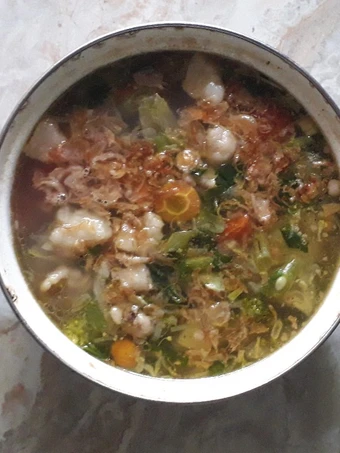 Cara Mudah Menyiapkan Resep Sop Tulangan Sapi Warna-warni yang Bisa Manjain Lidah Anti Ribet, Mantap