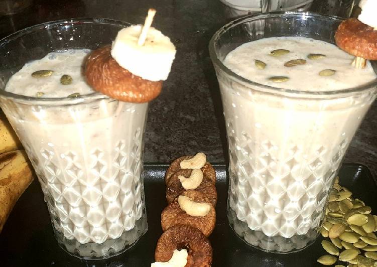 Recipe of Favorite Banana fig healthy smoothie