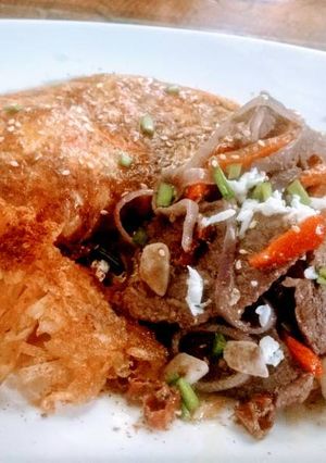 Una foto de Omelette lomo saltado, Aquí hotel o'higgins !!(Viñamarina style)