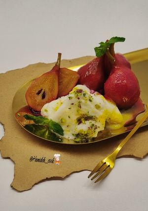 عکسی از دستور دسر گلابی ژله ای🍐