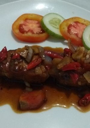 Foto resep Grilled tuna with black pepper sauce