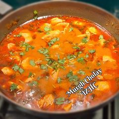🥘Murgh Cholay🥘 A picture of 🥘Murgh Cholay🥘.