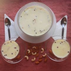 A picture of Sabudana Kheer (Royal Feast in a Bowl).