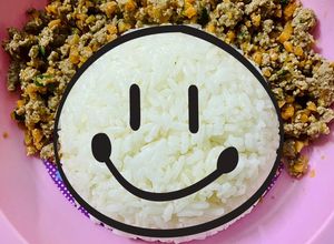 Hình của món Bò xào cà rốt cho bé.