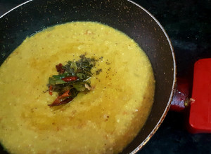 A picture of Lauki Dal curry (churakka parippu curry).