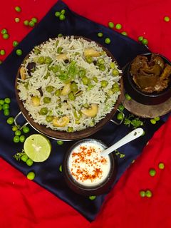 मटर पुलाव (matar pulao recipe in Hindi) रेसिपी मुख्य फोटो