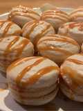 Caramel Macaron