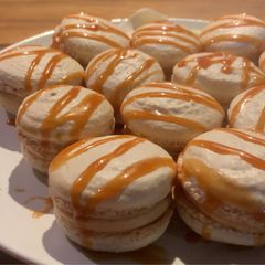A picture of Caramel Macaron.