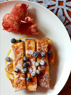 A picture of French Toast Bacon Breakfast.