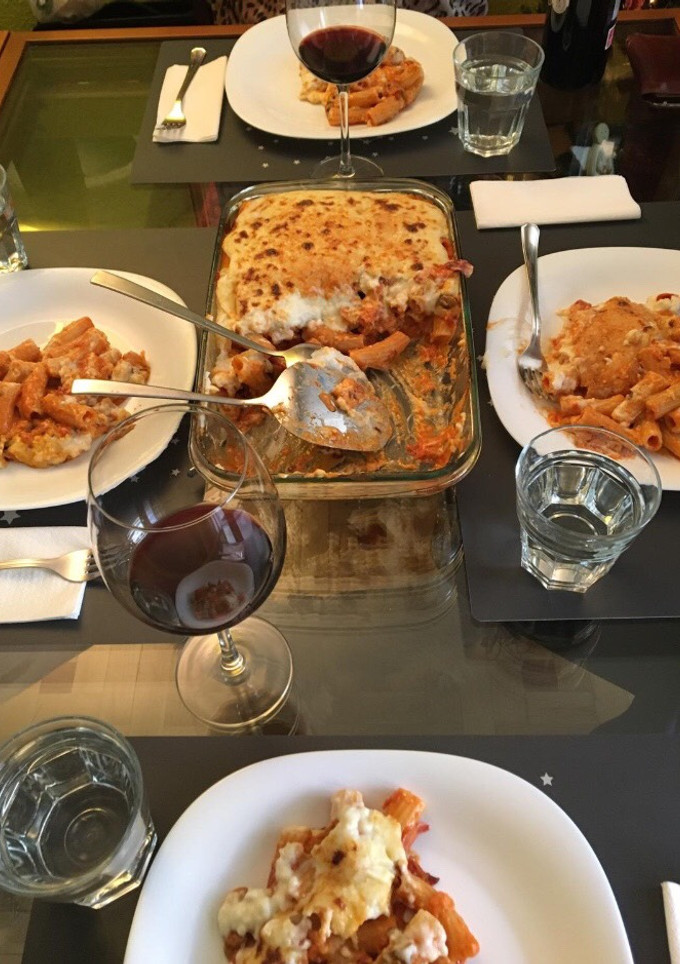 Una foto de Rigatoni al forno estilo Ginos
