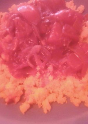 A picture of Yellow Krummel pap with tomato & onion bredie.