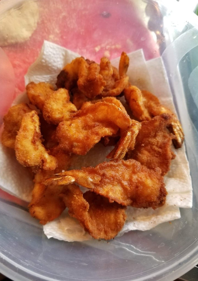 Una foto de Camarones rellenos de queso crema 🍤🍤