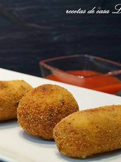 Una foto de Croquetas de acelga o espinacas con queso