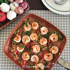A picture of Green Chili Prawns.