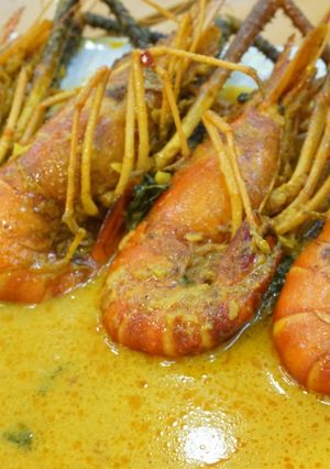 Hình của món Cari tôm càng xanh chấm bánh mì.