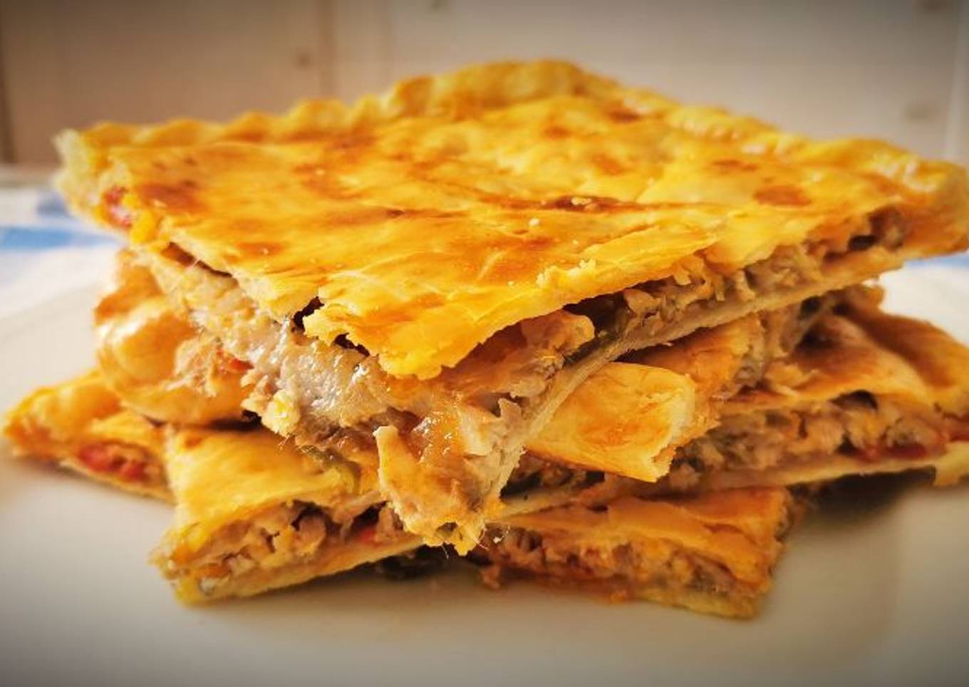 Coca tapada de Boquerones frescos