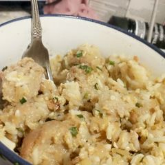 A picture of Asian style meatball dish.