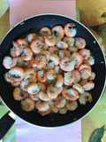 Camarones al ajillo