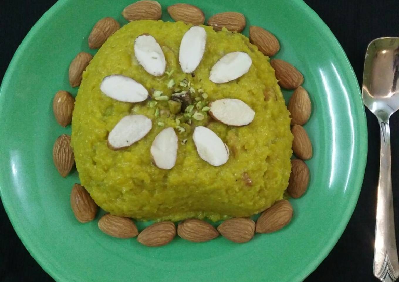 Pumpkin halwa (kaddu halwa)