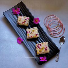 A picture of Rasmalai Fudge.
