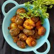 રીંગણાં બટાકા નું લોટ ભરેલું શાક (Ringan Bataka Lot Bharelu Shak Recipe In Gujarati)