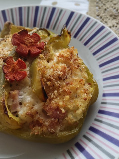 Foto di Peperoni ripieni al forno