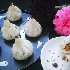 A picture of Savoury spicy Modak.