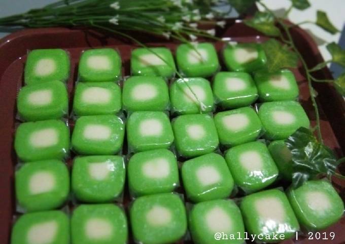 Kue Nona Manis