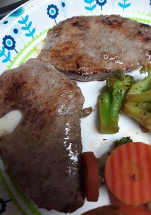 A picture of Black Angus Round Eye Steak.