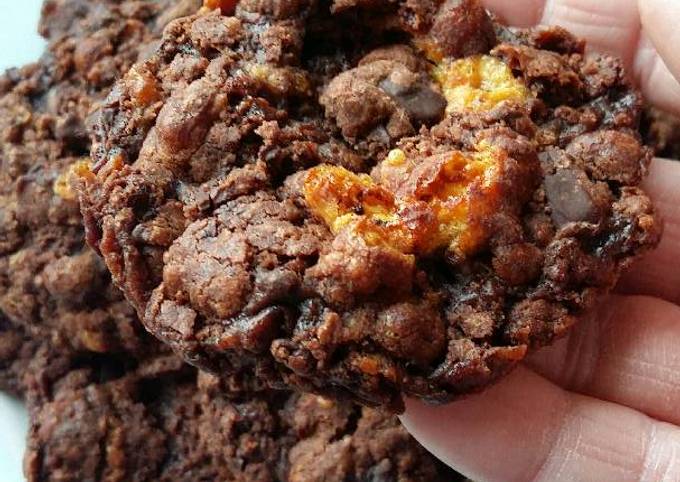 Vickys Double Chocolate Honeycomb Cookies, GF DF EF SF NF