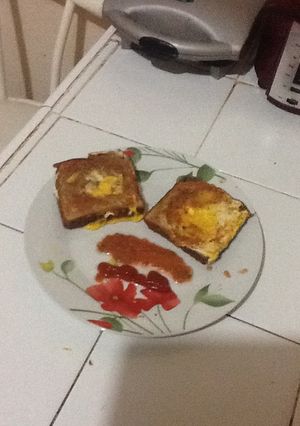 Una foto de Huevos al hoyo