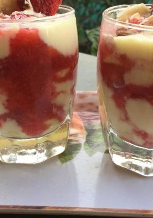 A picture of Strawberry banana custard.