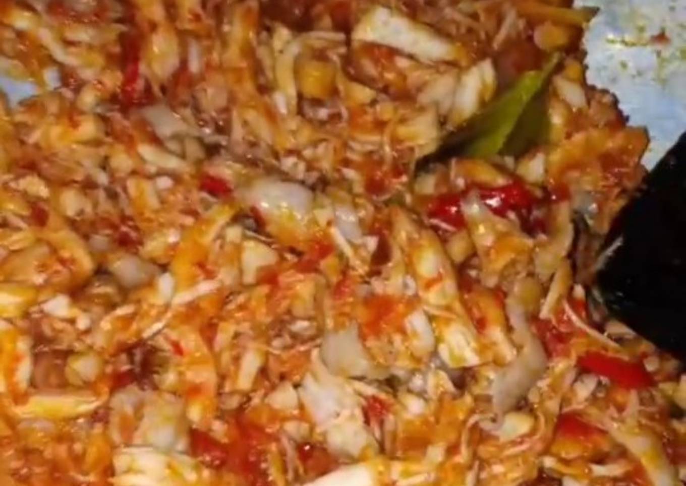 Ayam suwir balado