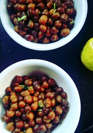 मसाला चना(Masala chana recipe in Hindi) रेसिपी मुख्य फोटो