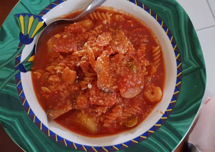 Simple Way to Prepare Speedy Italian Minestrone Soup with Pesto
