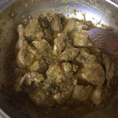 A picture of Brown chicken.
