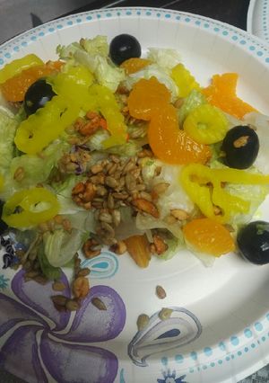 A picture of Lettuce and Mandarin Orange Salad.
