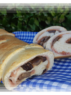 Una foto de Pan de Jamón (Un típico de Venezuela🇻🇪)