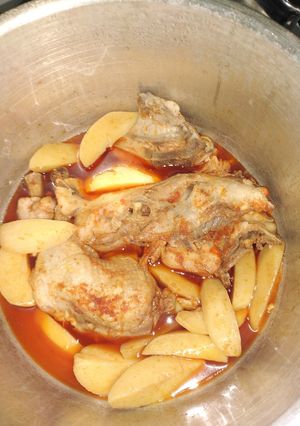 صورة لوصفة طنجيه بالدجاج 🏺🍗😋