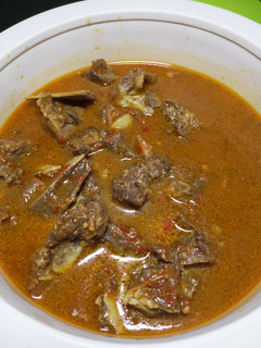 A picture of Cow ribs pepper soup.