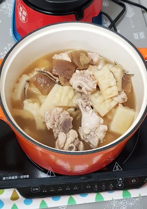 苦瓜陰瓜雞湯 的食譜成品照片