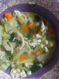 Sopa de Verduras con Pollo